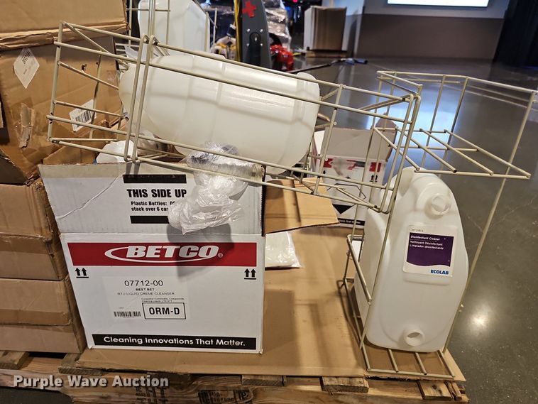 image for item DS4694 Janitorial supplies