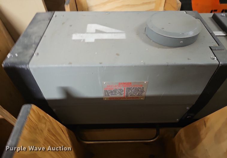 image for item DS4695 (3) spot lights