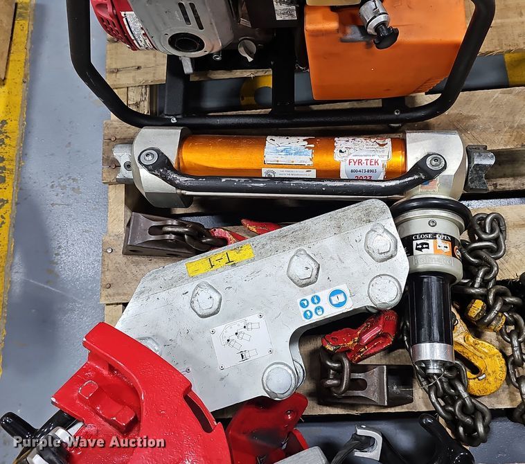 image for item DS4696 Holmatro rescue tools