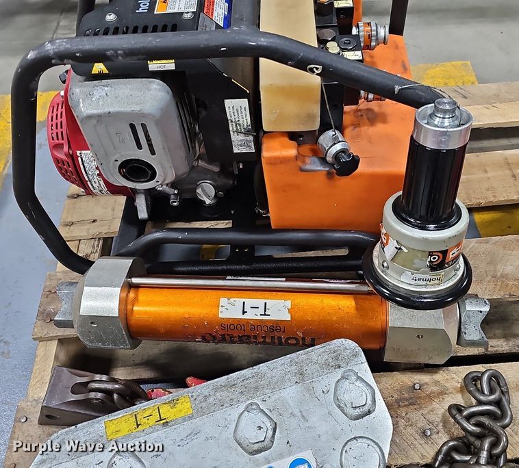 image for item DS4696 Holmatro rescue tools