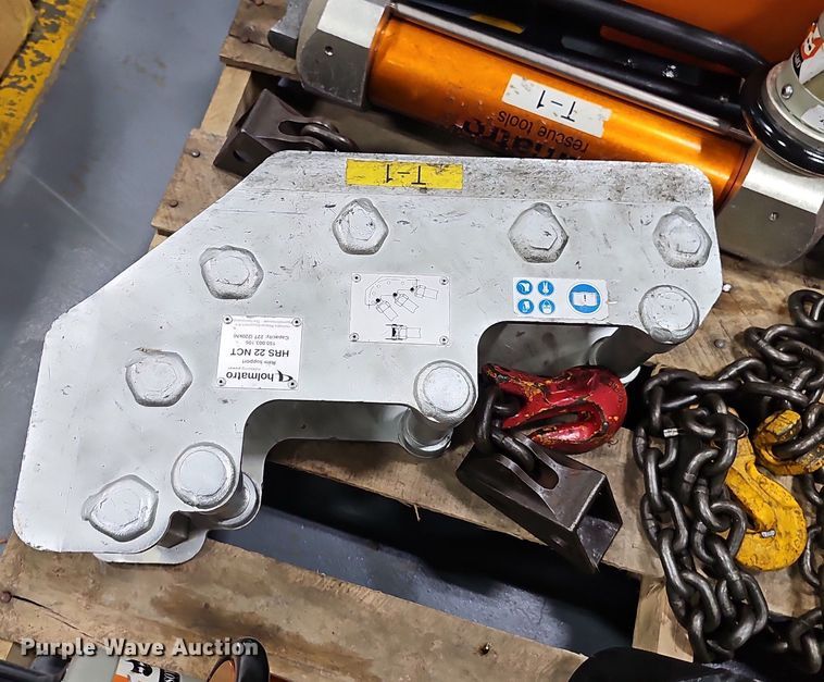 image for item DS4696 Holmatro rescue tools