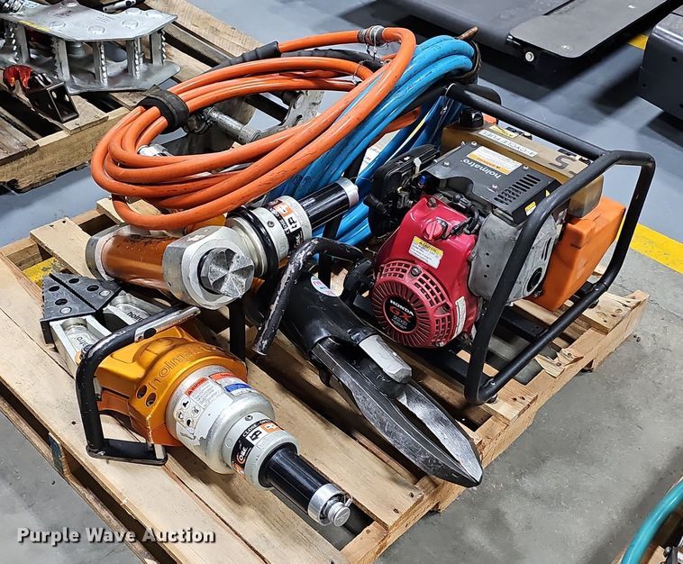 image for item DS4697 Holmatro rescue tools