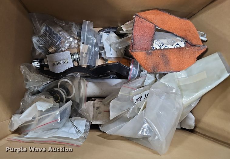 image for item DS4698 (2) Holmatro rescue tools