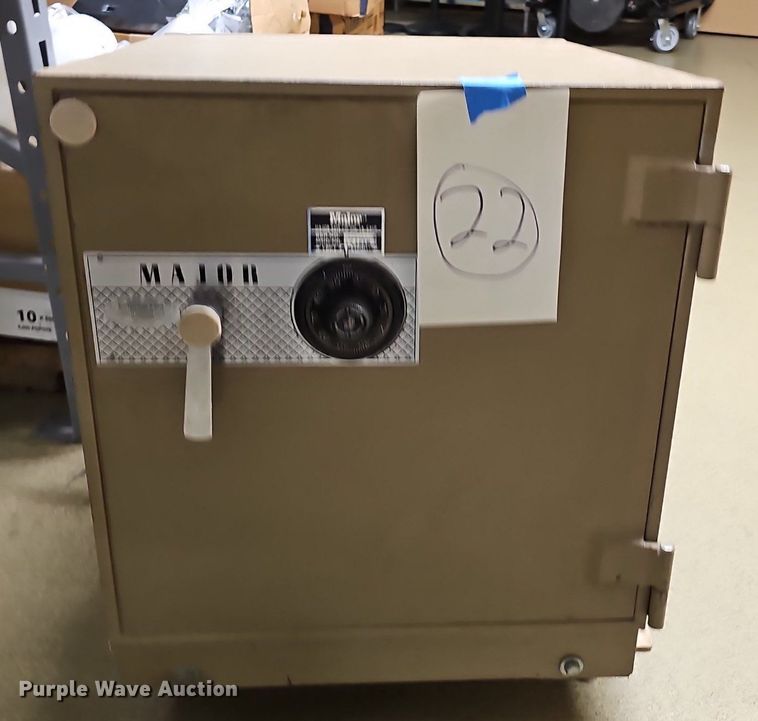 image for item DS4719 (8) safes