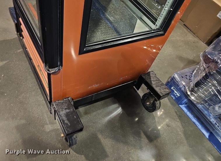 image for item DS4720 Restaurant equipment