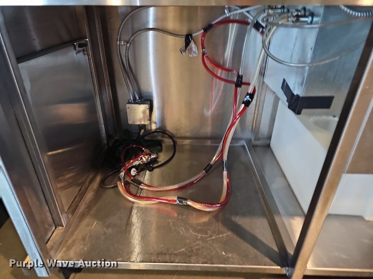 image for item DS4721 Restaurant equipment