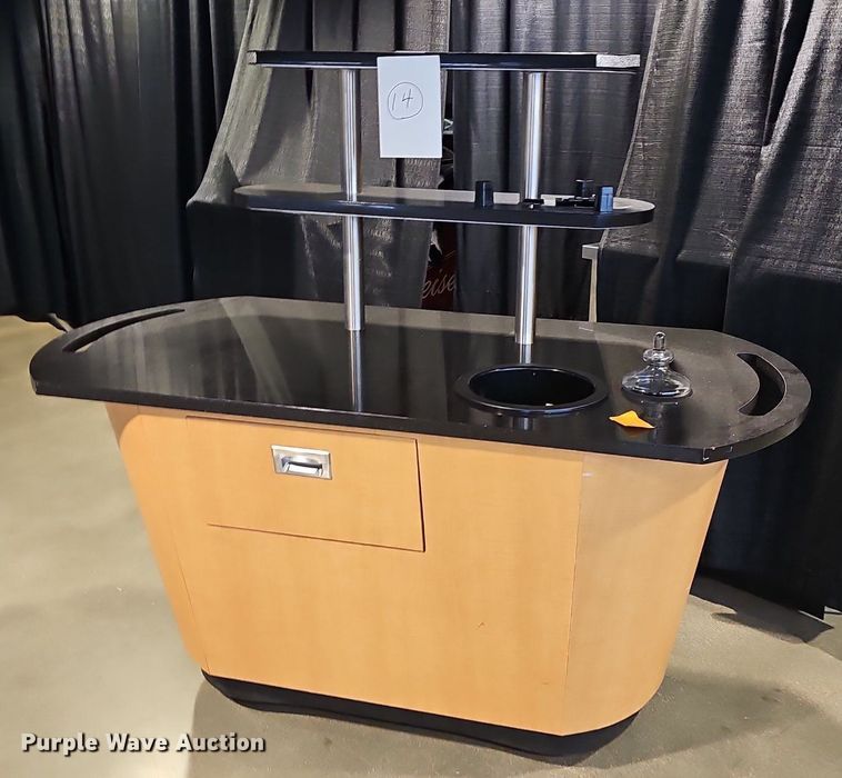 image for item DS4723 Restaurant equipment