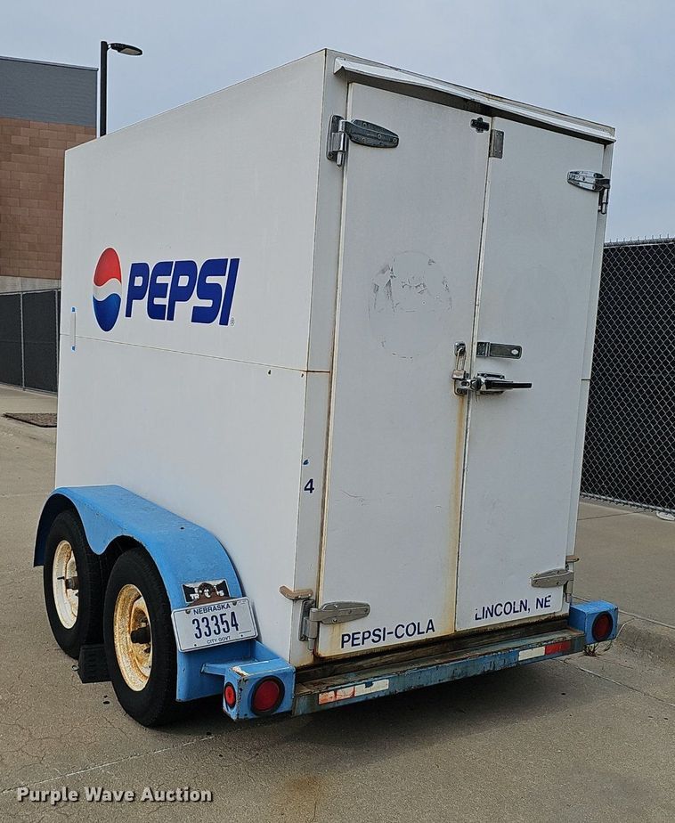 image for item DS4724 1999 Eagle Trailer Co. Inc refrigerated trailer