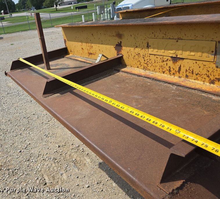 image for item DT7754 1977 Hyster C25TA equipment trailer