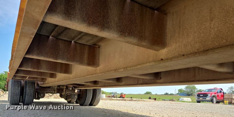 image for item DT7754 1977 Hyster C25TA equipment trailer