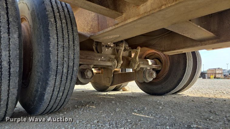 image for item DT7754 1977 Hyster C25TA equipment trailer