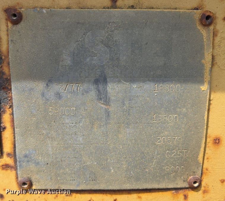 image for item DT7754 1977 Hyster C25TA equipment trailer