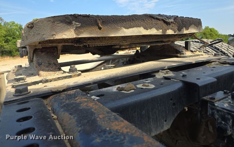 image for item DT7755 2007 International  8600 semi truck