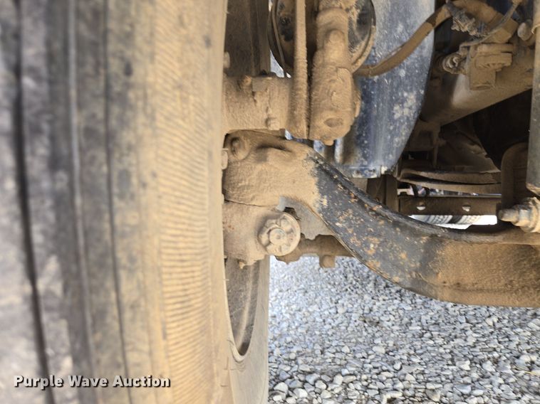 image for item DT7755 2007 International  8600 semi truck