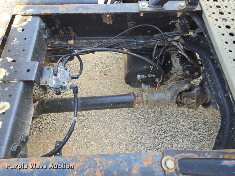 image for item DT7755 2007 International  8600 semi truck