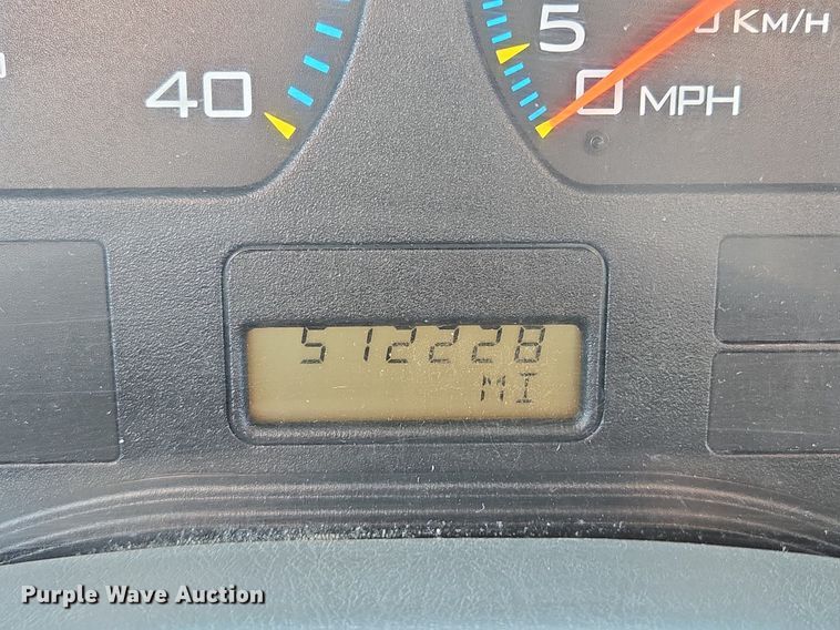 image for item DT7755 2007 International  8600 semi truck