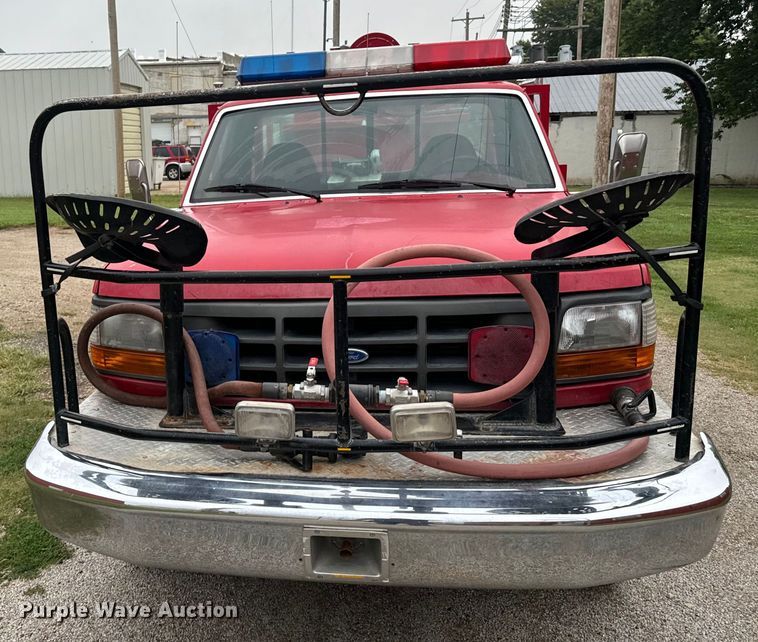 image for item DX3548 1996 Ford F350 brush fire truck