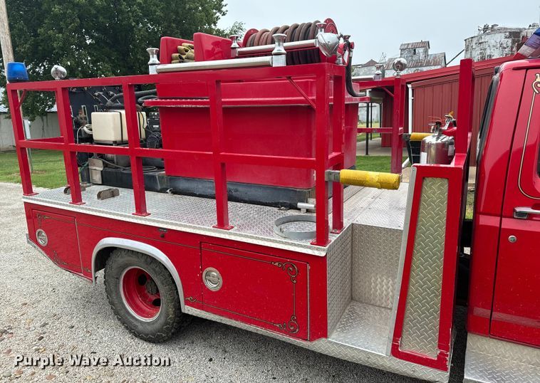 image for item DX3548 1996 Ford F350 brush fire truck