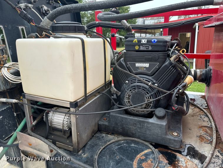 image for item DX3548 1996 Ford F350 brush fire truck