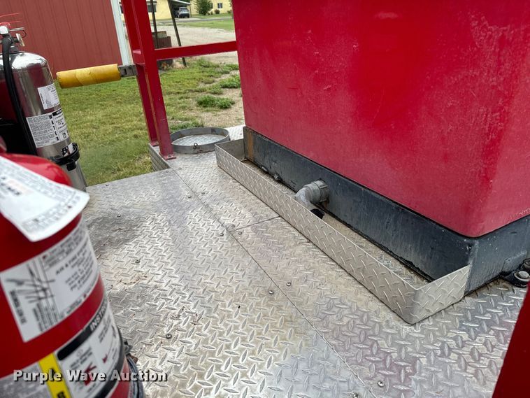 image for item DX3548 1996 Ford F350 brush fire truck