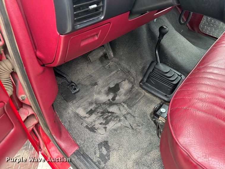 image for item DX3548 1996 Ford F350 brush fire truck