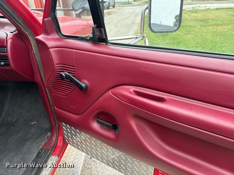 image for item DX3548 1996 Ford F350 brush fire truck