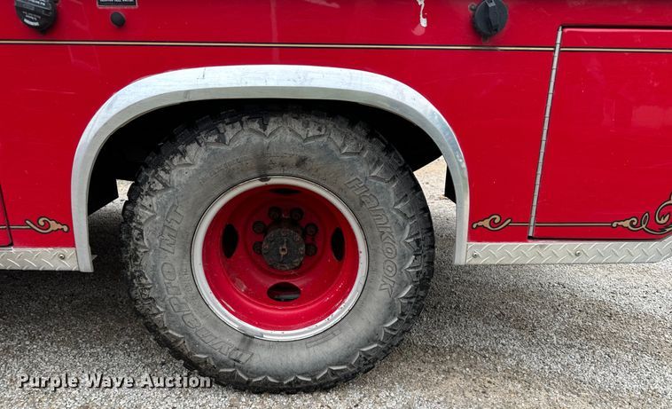 image for item DX3548 1996 Ford F350 brush fire truck