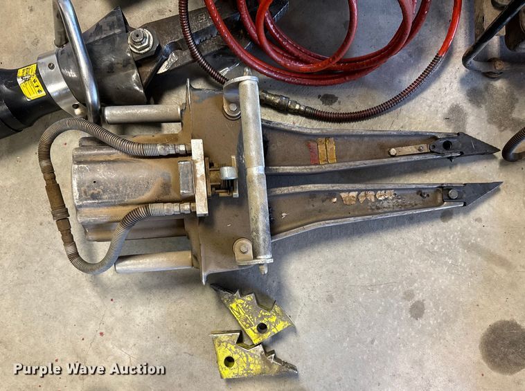 image for item DX3549 Emergency rescue equipment 