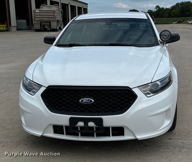 image for item EH4386 2016 Ford Taurus Police Interceptor 
