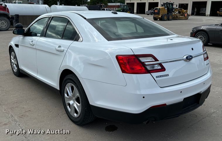 image for item EH4386 2016 Ford Taurus Police Interceptor 