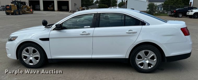 image for item EH4386 2016 Ford Taurus Police Interceptor 