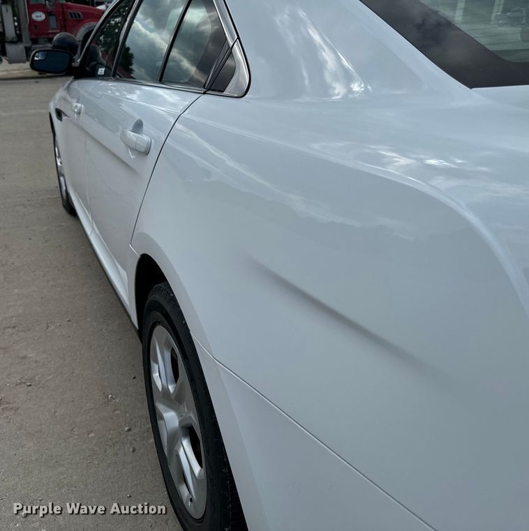 image for item EH4386 2016 Ford Taurus Police Interceptor 