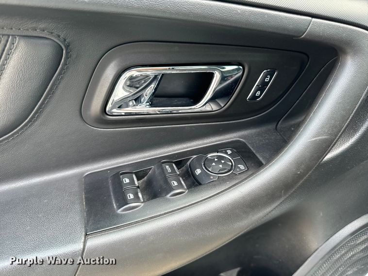 image for item EH4386 2016 Ford Taurus Police Interceptor 