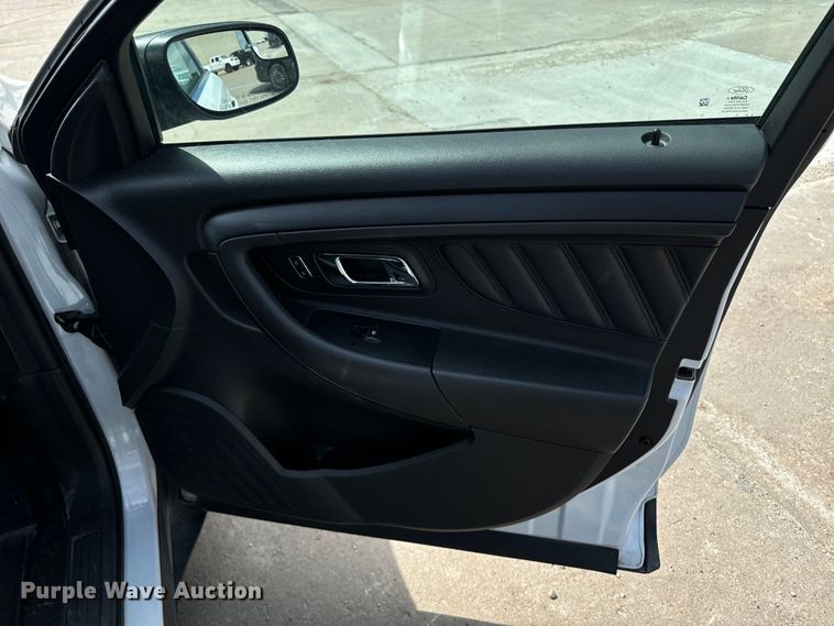 image for item EH4386 2016 Ford Taurus Police Interceptor 