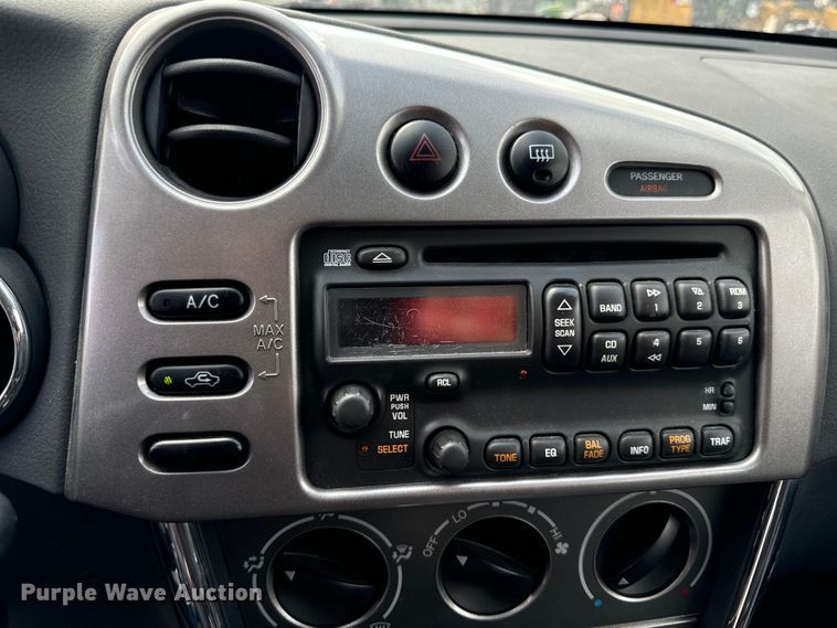 image for item EH4388 2005 Pontiac Vibe 