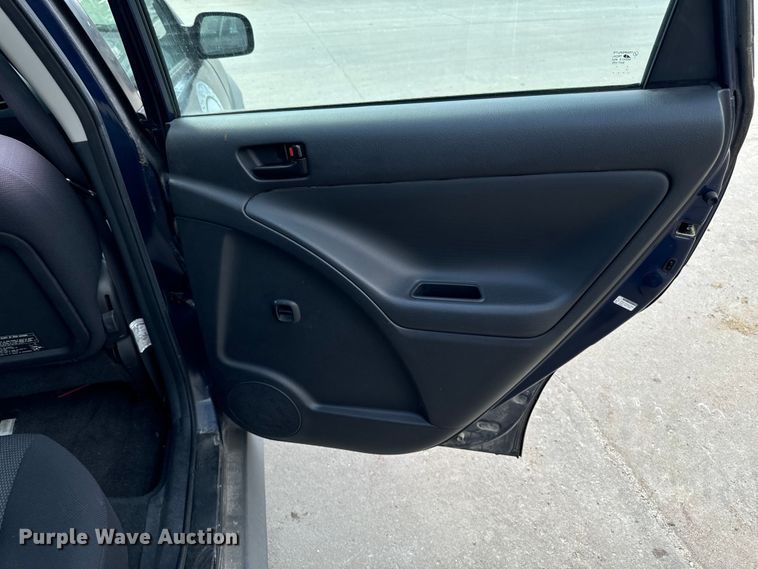 image for item EH4388 2005 Pontiac Vibe 