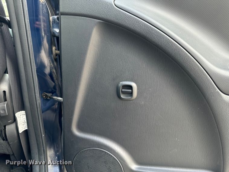 image for item EH4388 2005 Pontiac Vibe 