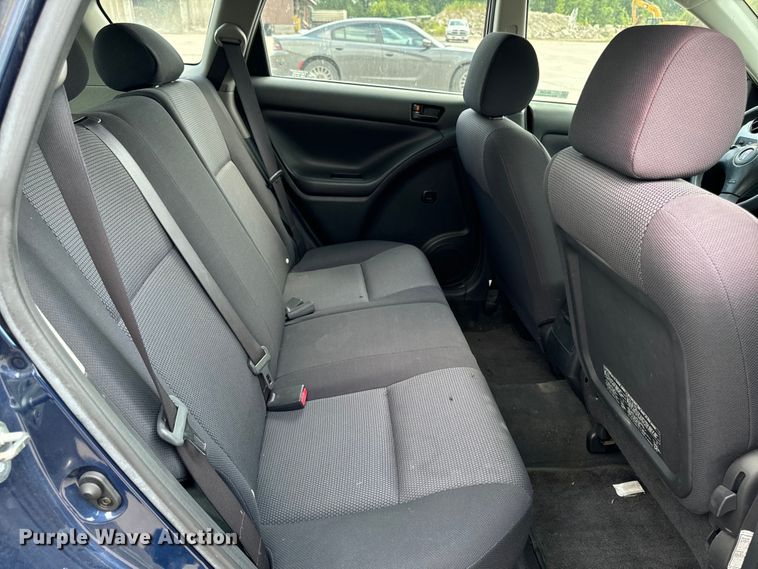 image for item EH4388 2005 Pontiac Vibe 