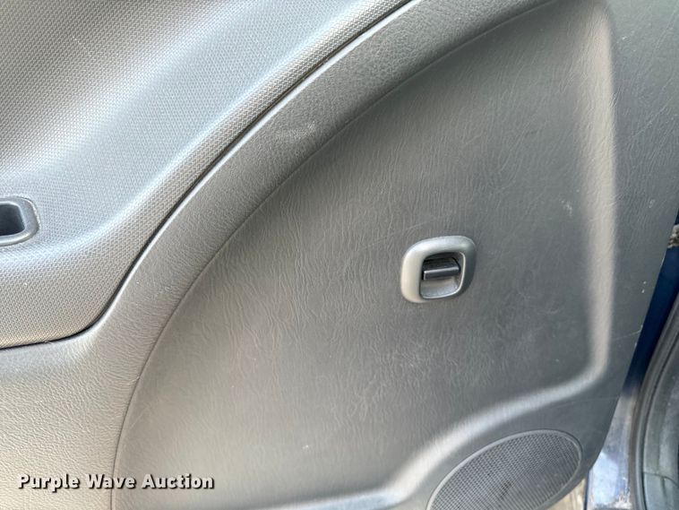 image for item EH4388 2005 Pontiac Vibe 