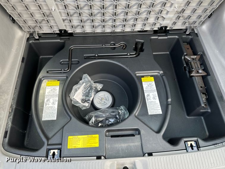 image for item EH4388 2005 Pontiac Vibe 