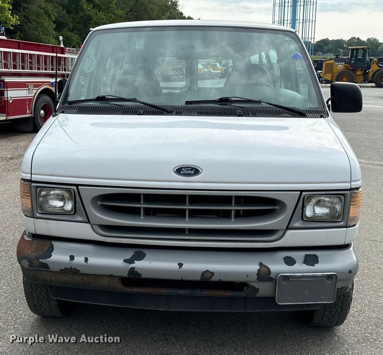 image for item EH4393 2002 Ford E250 van