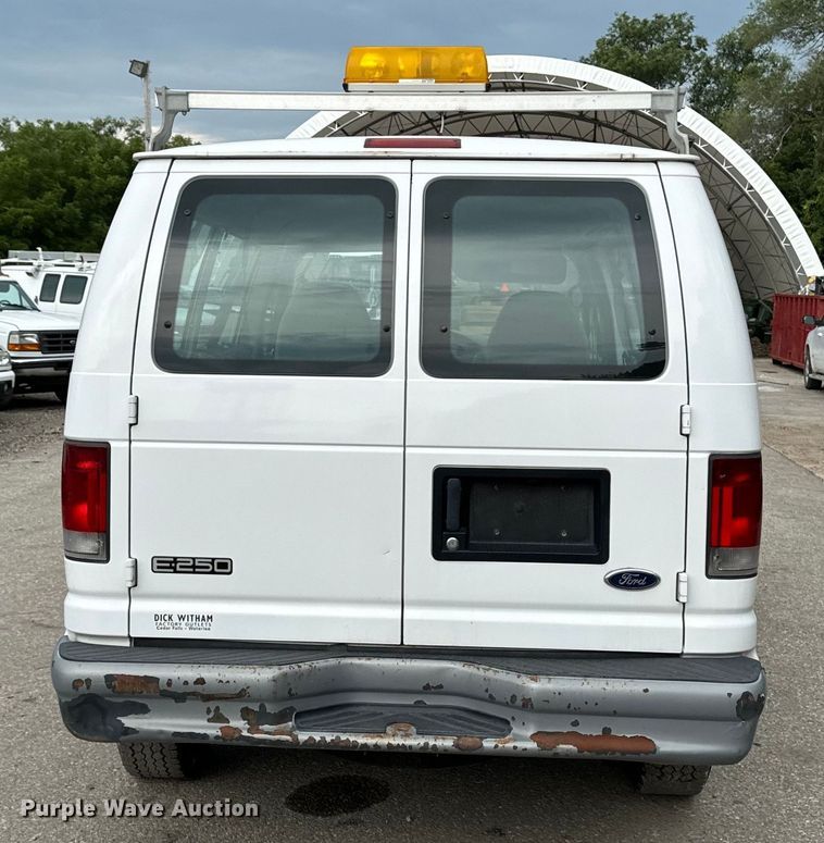 image for item EH4393 2002 Ford E250 van