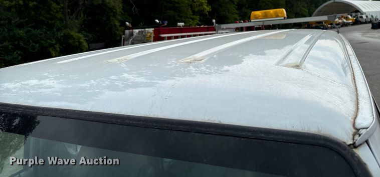 image for item EH4393 2002 Ford E250 van