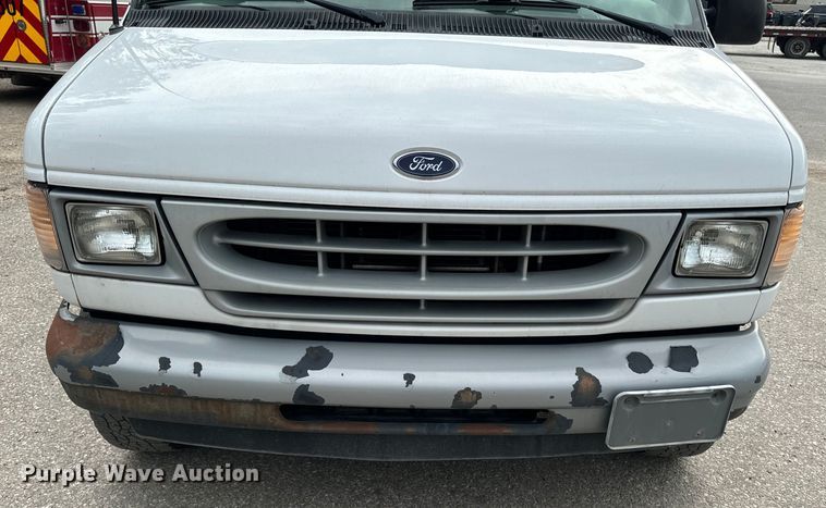 image for item EH4393 2002 Ford E250 van