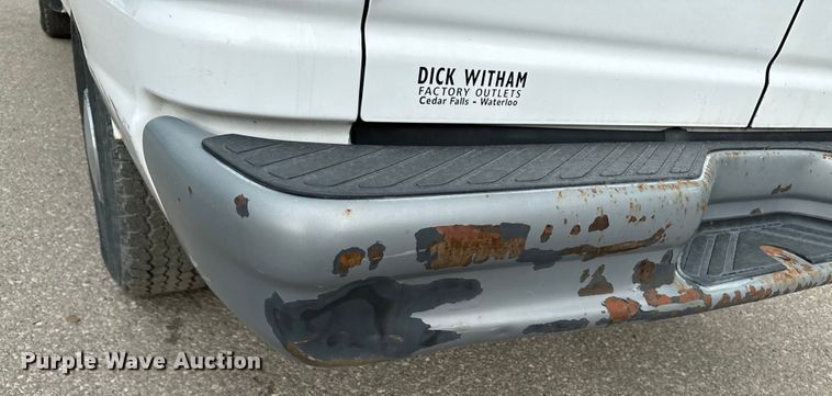 image for item EH4393 2002 Ford E250 van