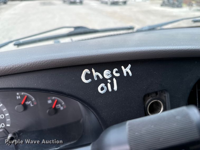 image for item EH4393 2002 Ford E250 van