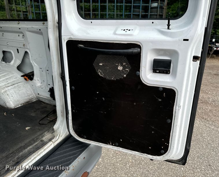 image for item EH4393 2002 Ford E250 van