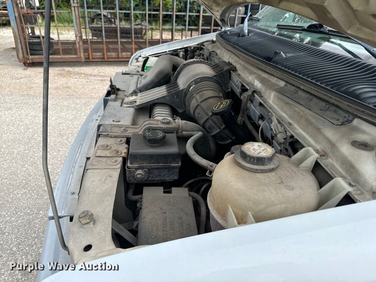 image for item EH4393 2002 Ford E250 van