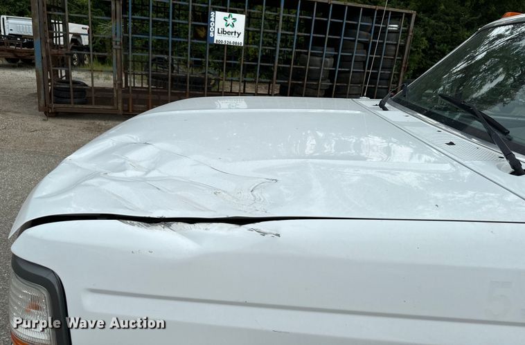 image for item EH4394 1997 Ford F450 Super Duty dump truck