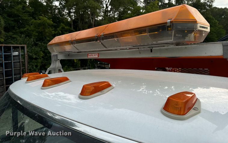 image for item EH4394 1997 Ford F450 Super Duty dump truck